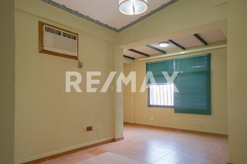 Imagen 12 de 13 de Casa En Venta Trigal Norte Calle Cerrada , Las Clavellinas