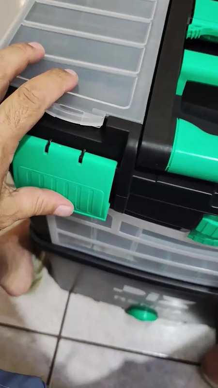 Caixa de Ferramentas Dupla Renna Pix 25 kg Preta com Rodas