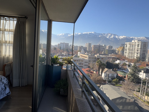 En Venta 4 Dormitorios, 2 Estacionamientos