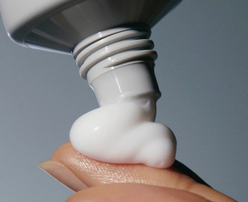 Rhode Barrier restore cream