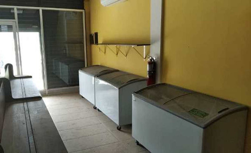 En Venta Local Con Fondo De Comercio En Bejuma, Carabobo En Venta. - 1312 Inmobiliaria Maggi.