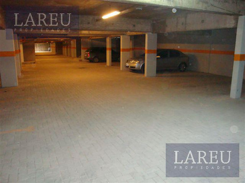 Departamento De 2 Ambientes En Venta - Condominio Civis