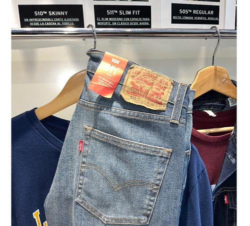 Imagen 3 de 8 de Jean Levis 511 Azul Oxido Sim Fit Belgrano