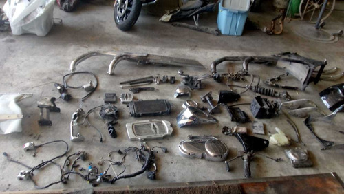 Imagen 9 de 13 de Kawasaki Vn900 Vulcan 2008 Partes Desarr Suzuki Honda Yamaha
