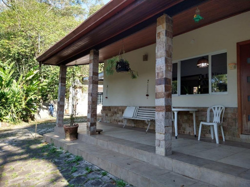 Chácara Com 3 Dormitórios À Venda, 1875 M² Por R$ 901.000 - Chácaras Uirapuru - Embu Das Artes/sp - Ch0039