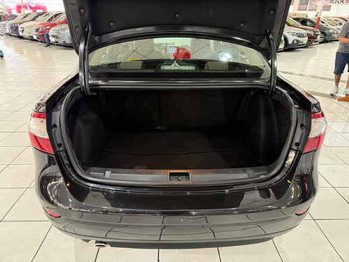 Renault Fluence 2.0 DYNAMIQUE PLUS 16V FLEX 4P AUTOMÁTICO