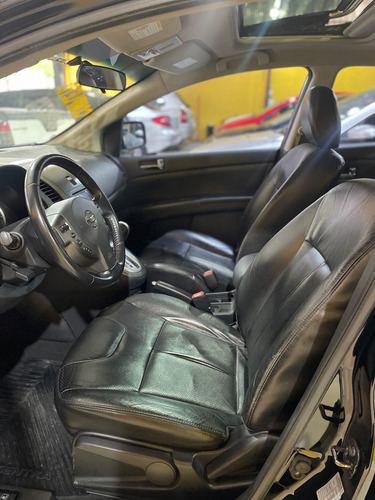 Nissan Sentra 2.0 Flex Aut. 4p