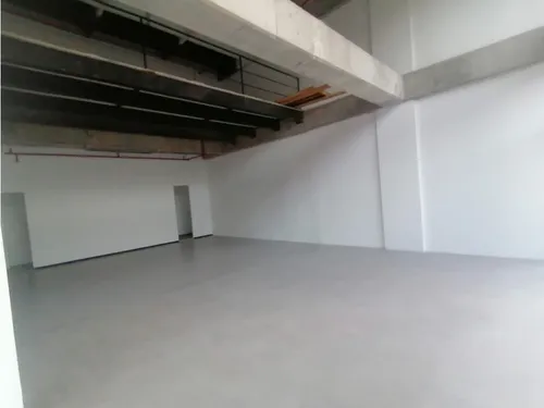 124m2 Local Arriendo Envigado - Mayorca