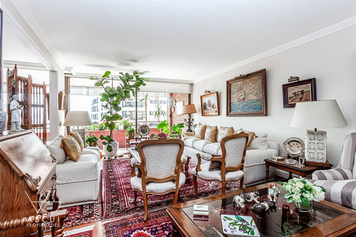 Departamento En Venta De 3 Dorm. En Las Condes