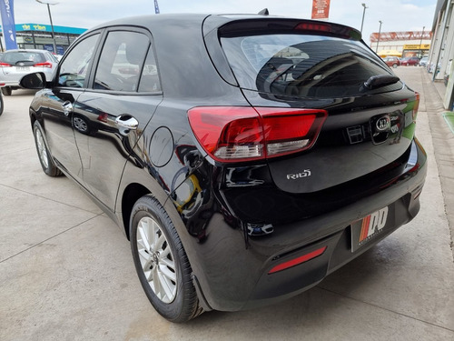 Kia Rio 5 Ex 1.4 6mt Ac Full 2019