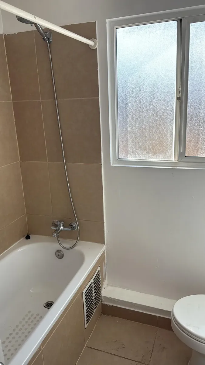 Imagen 5 de 10 de Arrienda Casa En Lampa | Condominio Valle El Alba