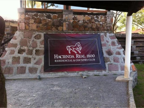 Terreno En Venta En Hacienda Real 1800