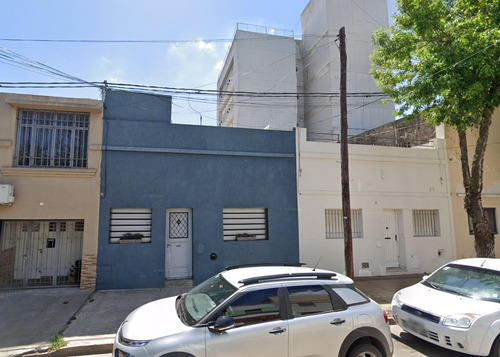 Casa En Venta - 2 Dormitorios 1 Baño - Pergamino
