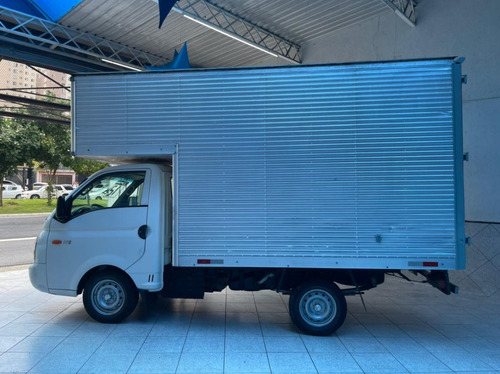 Hyundai Hr 2.5 Ano 2011 / 2012 Bau Com Avanço Carga Seca