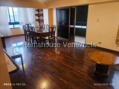 #26-83 Espacioso Apartamento En Colinas De Quinta Altamira