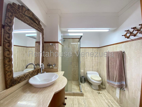 Apartamento En Alquiler En Clnas. De Bello Monte Con Impresionante Vista Al Ávila