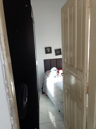 Casa Com Dois Quartos Sala Cozinha Americana Um Banheiro