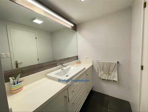 Imagen 17 de 26 de Venta Apartamento En Rambla De Punta Carretas -
