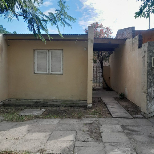 Casa En Venta En El Centro De Lavalle Corrientes