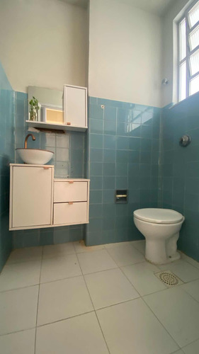 Vende-se Apartamento De 2 Quartos Em Icaraí