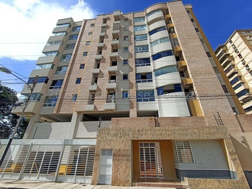 Imagen 1 de 18 de Apartamento En Venta A Estrenar! Urb La Esperanza, Maracay 23-13694 Hc