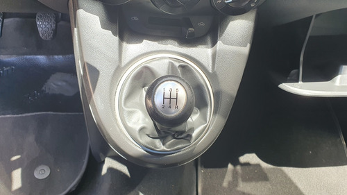Mazda Mazda 2 Sport Mecánico 2015