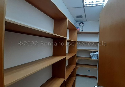 Imagen 10 de 18 de Oficina En Alquiler Prados Del Este 22-23151 Renta House Los Samanes