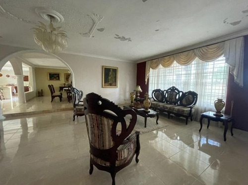 Imagen 4 de 14 de Casa En Venta En Higuey, Urb, Sajour 3hab, 806m2 De Terreno