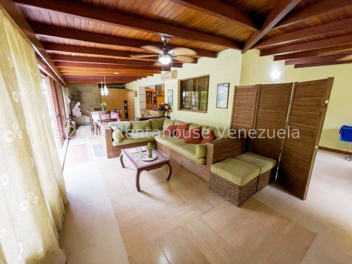 Apartamento Con Terraza Excelente Ubicación!!! En Alquiler La Carlota I