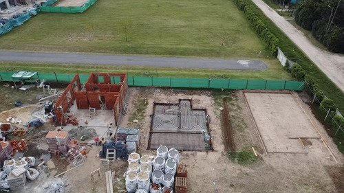 Imagen 17 de 30 de Lote Casa Barrio El Aljibe De Manzanares - Pilar Obra Iniciada Entrega En 6 Meses !!! Forma De Pago U$s 30.000 Y Saldo Contra Entrega!!!