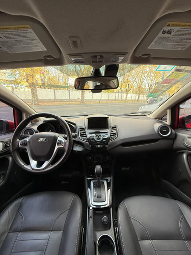 Ford Fiesta Kinetic 1.6 Sedan Titanium Powershift 120cv