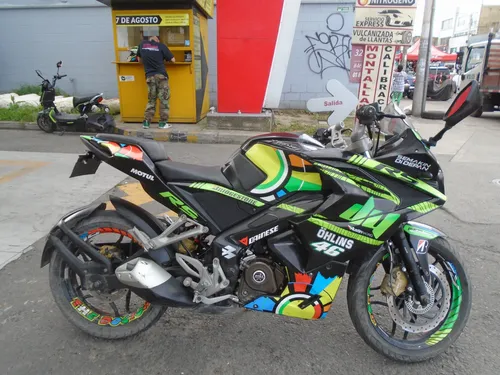 Bajaj Pulsar Rs 200 2017