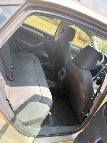 Volkswagen Passat 2.5 Comfortline At