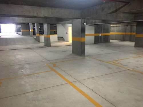 Imagen 2 de 5 de Cochera En Venta Cercana A Microcentro - San Miguel De Tucumán