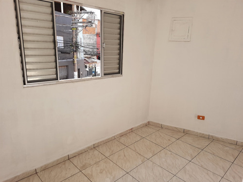 Casa Para Aluguel, 2 Quartos, Vila Santista - São Paulo/sp - 1131