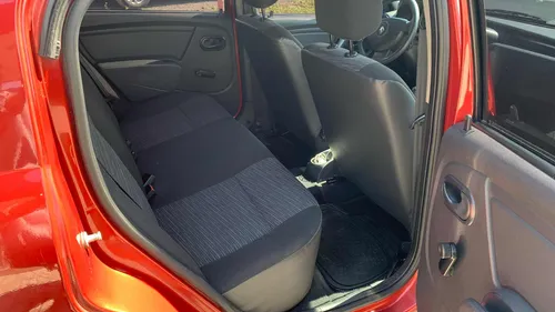 Renault Logan Expression 1.6 mt modelo 2015