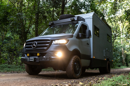 Único Motorhome Expedição Sirius 4x4 Easefour