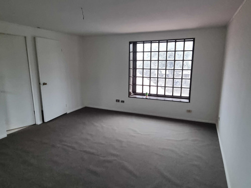 Casa En Calle Arturo Prat Con Sargento Aldea (60103)