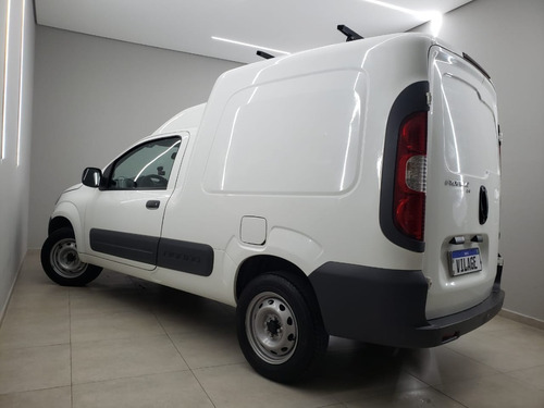 Imagem 9 de 15 de Fiat Fiorino 1.4 Mpi Furgão Hard Working 8v Flex 2017 2018