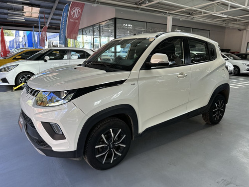 Mahindra Kuv100 2023