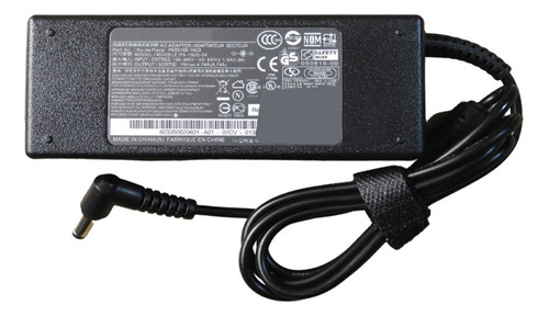 Cargador Genérico Para Laptop Toshiba 19v 4.74a 90w 5.5*2.5