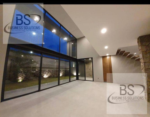 Imagen 13 de 29 de Av/ Casa En Venta Altozano Queretaro Oportunidad