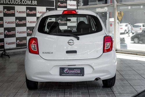 Nissan March 1.0 S 12v Flex 4p Manual