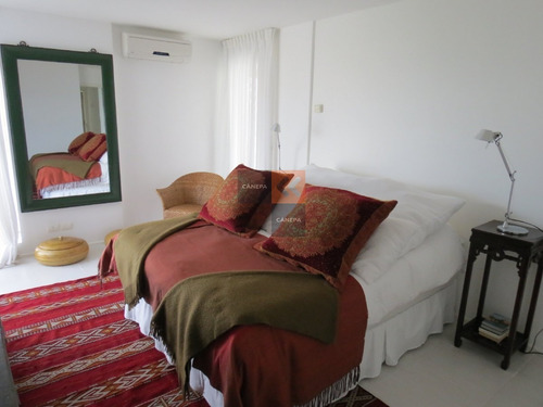 Brava Piso Alto Impecable- Ref: 4797