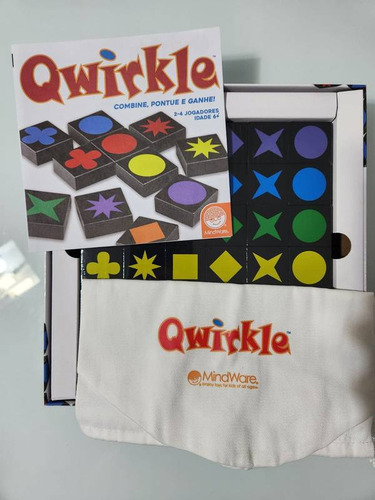 Jogo de tabuleiro Qwirkle