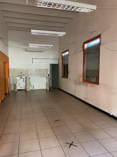 Imagen 3 de 12 de Alquiler Local Comercial Aramburu Y Arenal Grande Mayorista