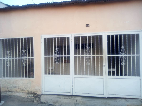 Beraca 005 Vendo Casa En Barrio Bolivar2 