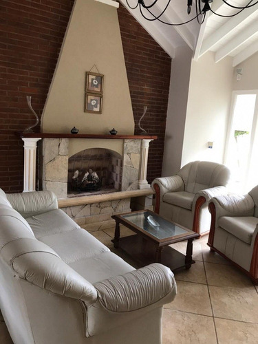 Imagen 5 de 30 de Casa En Av Del Olimpo, 4 Dormitorios Y 3 Baños , A 100 Mts Del Centro Comercial, Excelente Ubicación