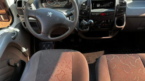 Peugeot Boxer 2.3 330m Confort Hdi Larga
