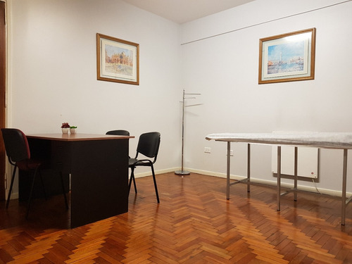 Ph, 2 Consultorios, 2 Gabinetes, Un Gimnasio De Rehabilitaci